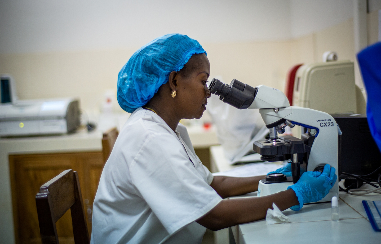 Medical staff working on a clinical trial in DRC (Phot: Fairpicture/Swiss TPH)