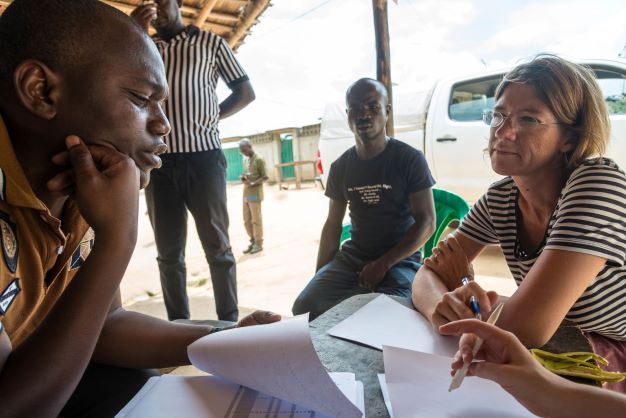 Jennifer Keiser in Côte d'Ivoire (Photo: Swiss TPH)