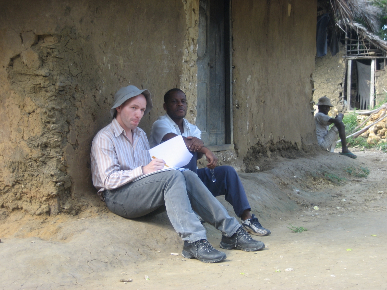 Christian Schätti Zundel conducting field work in Zanzibar (Photo: private)